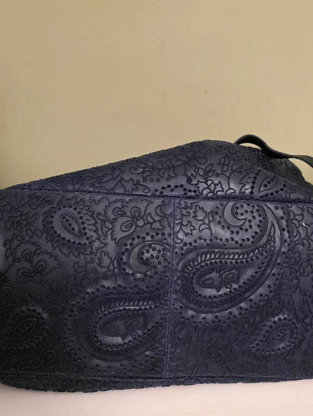 Mia Tomazzi | Navy Blue Laser-cut Hobo Bag